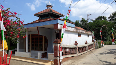 Masjid Al - Ikhlas / Mushola