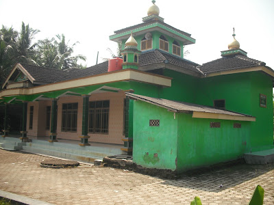 Masjid Al Inayah Bulutawon