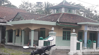 Masjid Al-Mansyur Ciloning