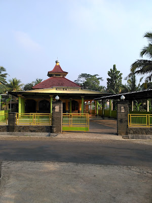 Masjid Al Munawarah Desa Kedunggede