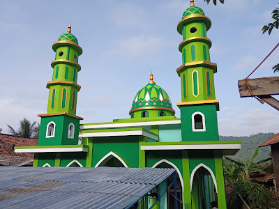 MASJID AL MUSTAGHFIRIN DUKUH ANYAR