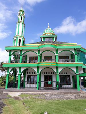 At Taqwa Mosque Cirompang Kutawaru
