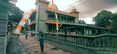 Masjid Baeturohman Gunung Bawang
