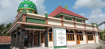 MASJID BAITUSSALAM BESUKI LUMBIR-JATENG