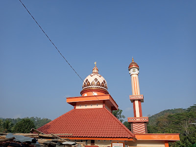 Masjid Dan TPQ Al Huda Semingkir