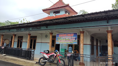 Masjid Husnul Khotimah Ratadawa