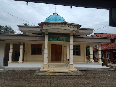 Masjid Jamie Mathlaul Khoir Al Istiqomah