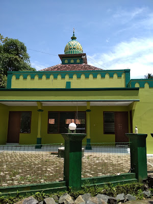 MASJID JAMI'STUS SHOLIHIN