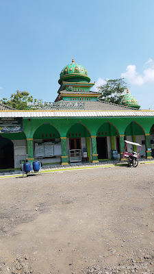 Masjid Raya Keramat Nurul Karomah