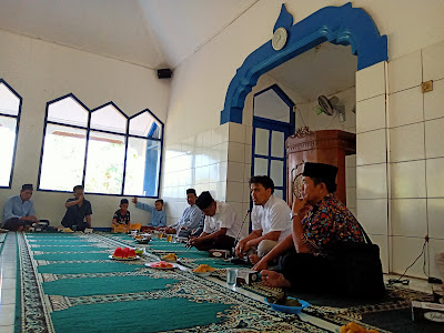 Masjid Umar Bin Khotob RT 07/01 Kedungtumbal