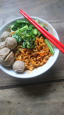 Media bakso dan seblak
