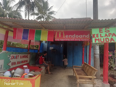 Mendoan anget ciotes