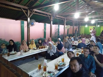 MG Gurameh & Ayam Bakar