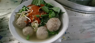 Mie ayam & bakso bang iwan podhomoro