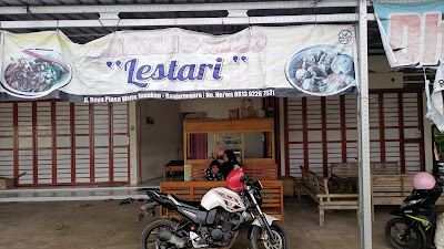 Mie ayam & bakso LESTARI