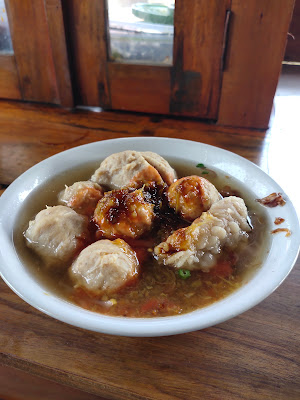 Mie ayam bakso Mama Tus