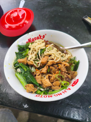 Mie Ayam & Bakso NJEGANG