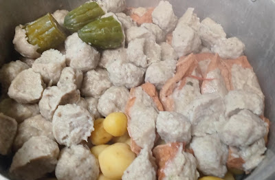 Mie Ayam Bakso & Siomay Artomoro