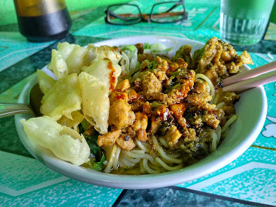 Mie Ayam Bakso Urat