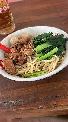 Mie Ayam & Baso Pak Bari