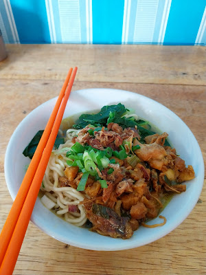 MIE AYAM BEDA RASA