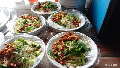 Mie Ayam Bu Sawon/Pak Sawon