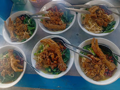 Mie Ayam Ceker Arif 88