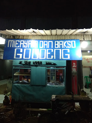 MIE AYAM DAN BAKSO GOODENG