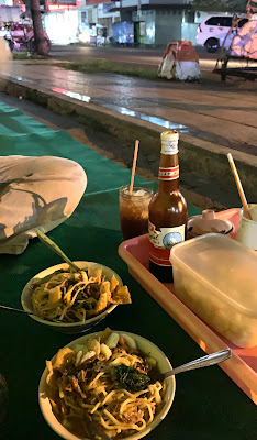 Mie Ayam Depan Borobudur