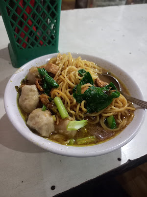 Mie ayam gayong