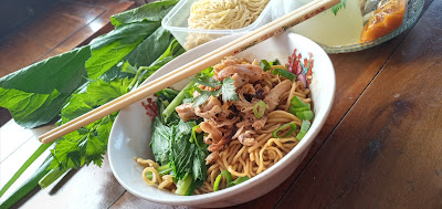 Mie ayam mangkus