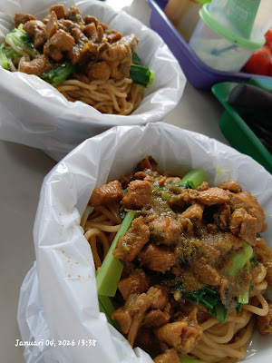 MIE AYAM MANTAP JIWA