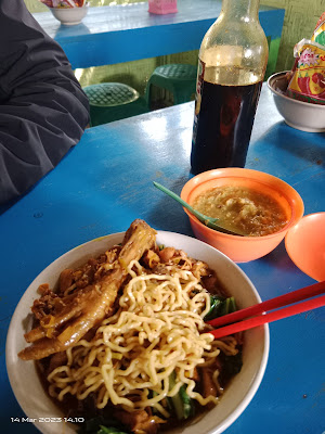 Mie Ayam Nyemek Pak Narman