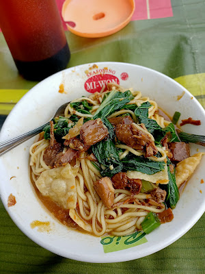 Mie Ayam Pak Tato SITU Pameling