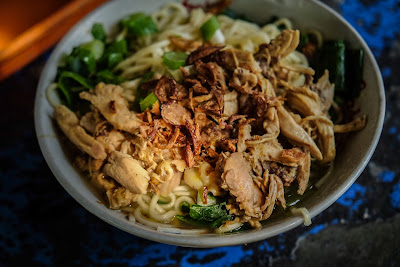 Mie Ayam Pak Tombol