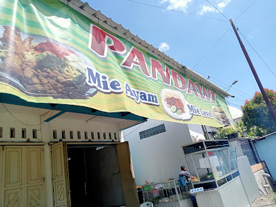 Mie ayam pandawi