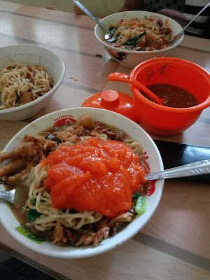 Mie Ayam Pangsit Selera