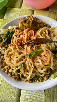Mie ayam pengkolan