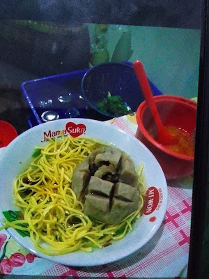 Mie ayam pinggir lepen