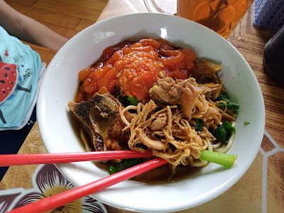 Mie Ayam RRB(Resi Ragile Bugel)
