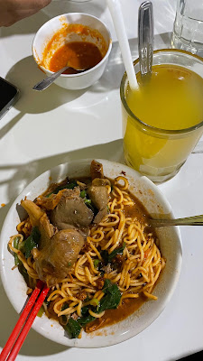 Mie ayam Sawoan