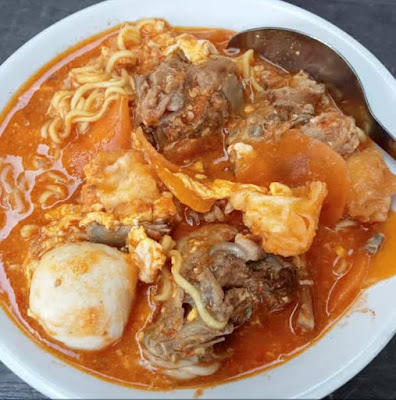 Mie Ayam & Seblak Dapoer Q-ta
