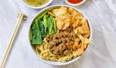 mie ayam selera rakyat kang Darus