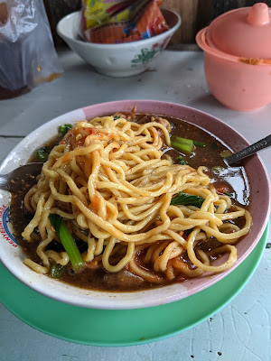 Mie Ayam Si Kembar