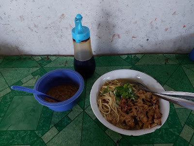 Mie Ayam + Soto Mundon
