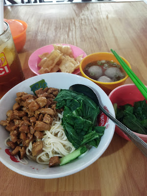 Mie Ayam Tenda Biru