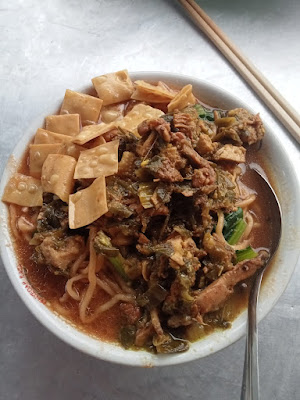Mie ayam terenak pak adi