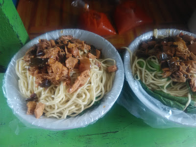 Mie Ayam"JADUL"Pak Yasin. jln. pertanian. Rawaseser. Mujur lor. Kec. Kroya.