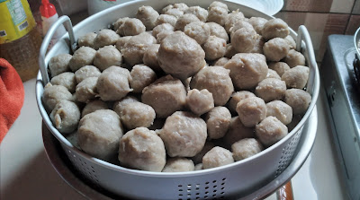 Mie bakso ibune Risky