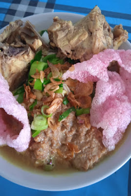 MIE HOTPENG dan SOTO BALUNGAN